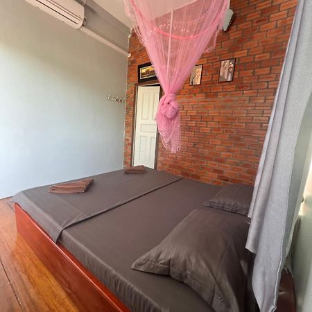Ing Ing Guesthouse Koh Rong Sanloem Extérieur photo