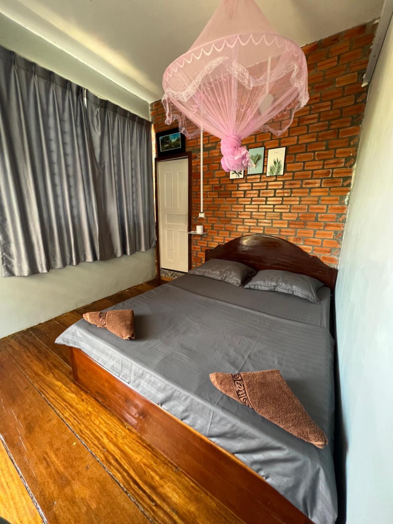 Ing Ing Guesthouse Koh Rong Sanloem Extérieur photo